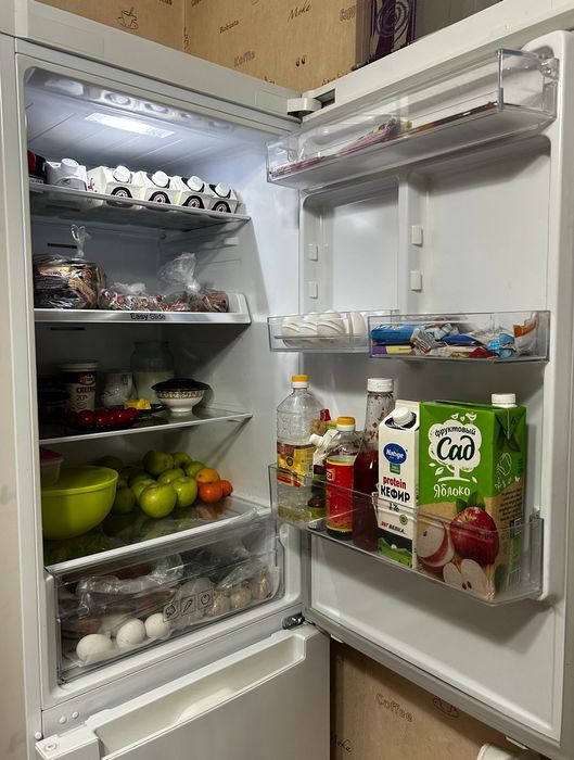 Холодильник Samsung в отличном состоянии