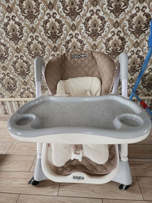 Продам детский стул