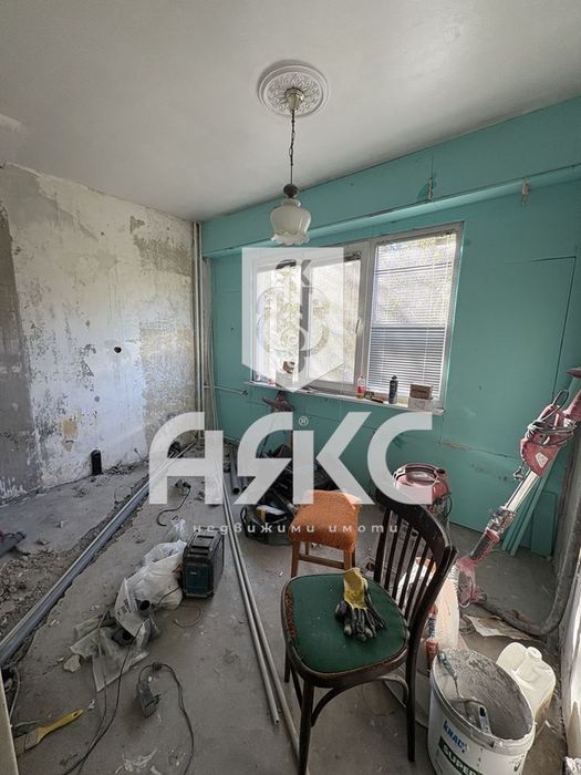 Едностаен апартамент в кв. Толстой