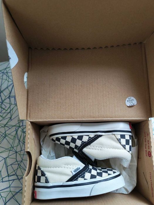 Детски обувки/гуменки(пантофи) VANS Classic Slip-O 10CM EUR 18.0