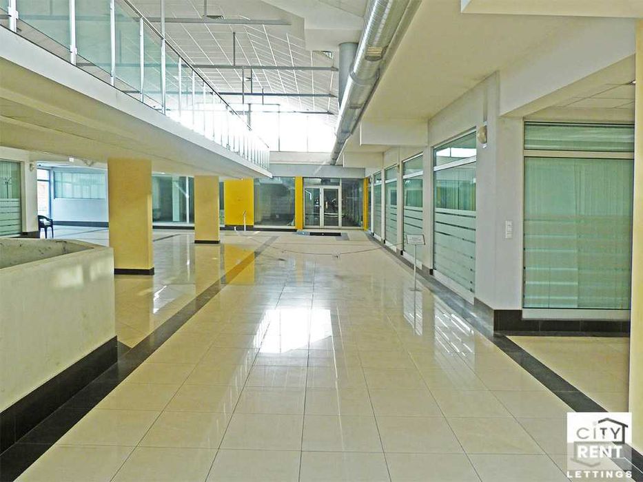 Дава се под наем Магазин в Велико Търново, Център - 55 кв.м за 255 € - Снимка #4