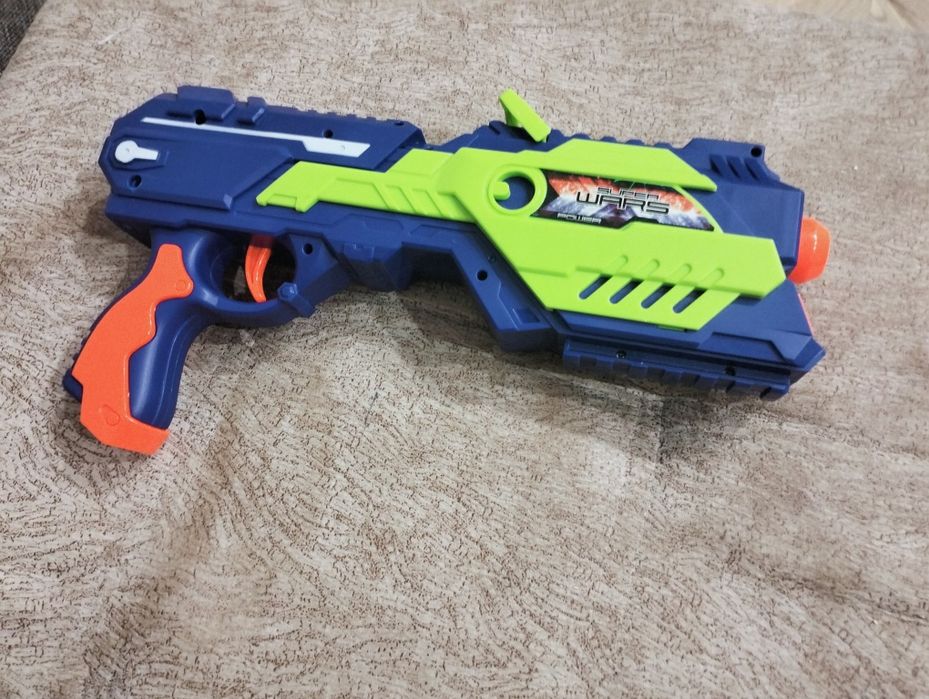 Игрушечный автомат Nerf