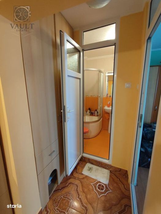 Apartament 4 camere -Soseaua Oltenitei-Metrou Aparatori Patriei-2 bai