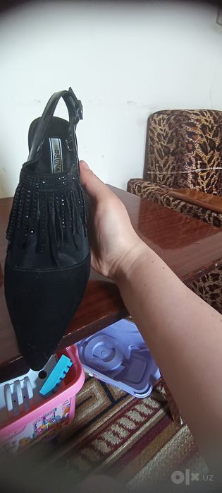 Продаёться обувь