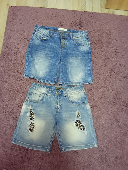 Два чифта къси дамски панталонки