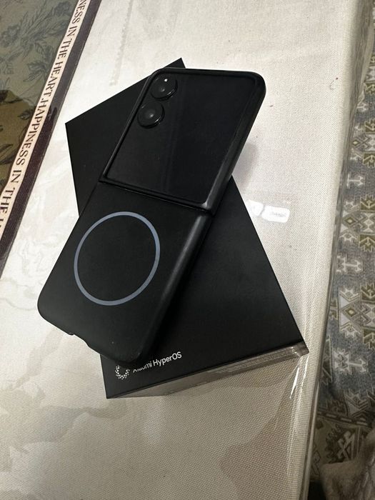Продам Xiaomi Mix Flip