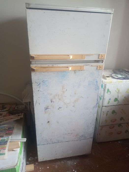 Продам холодильник