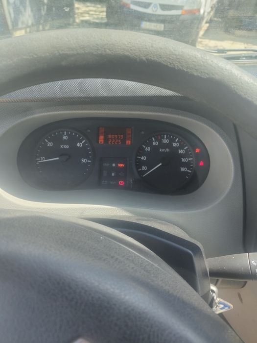 Renault master 3 locuri