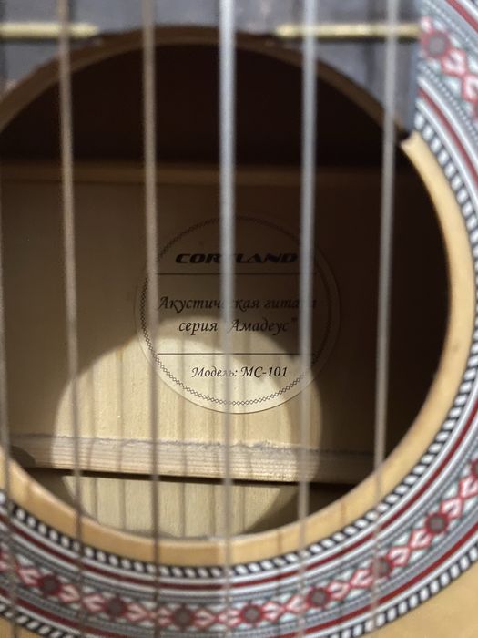 Гитара в хорошем состоянии