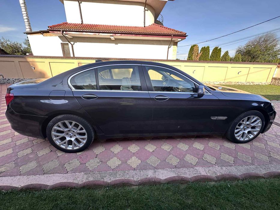 BMW 740xd 4butoane