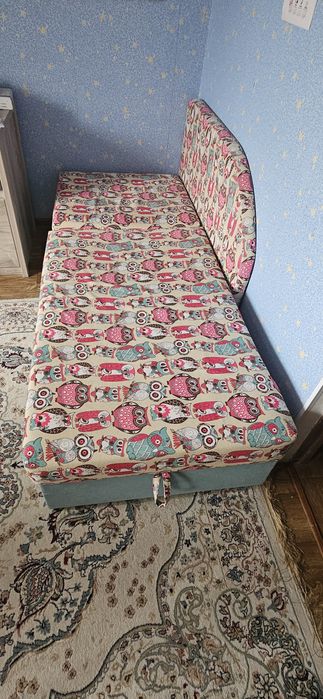 Продам детский диван