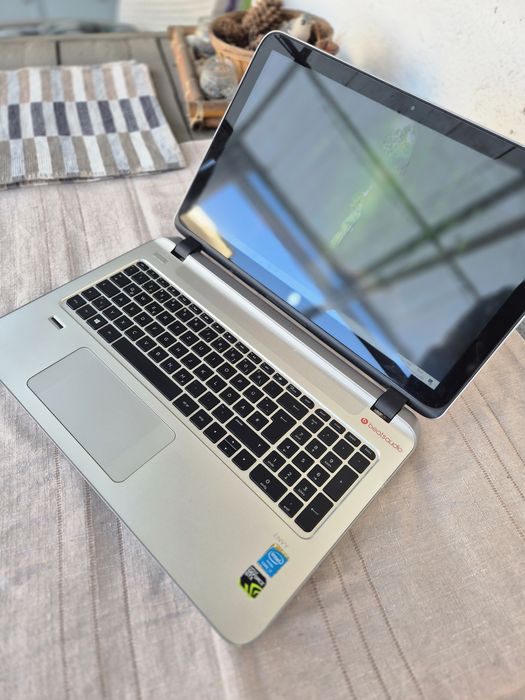 Laptop touchscreen Hp i7 ssd Nvidia 850