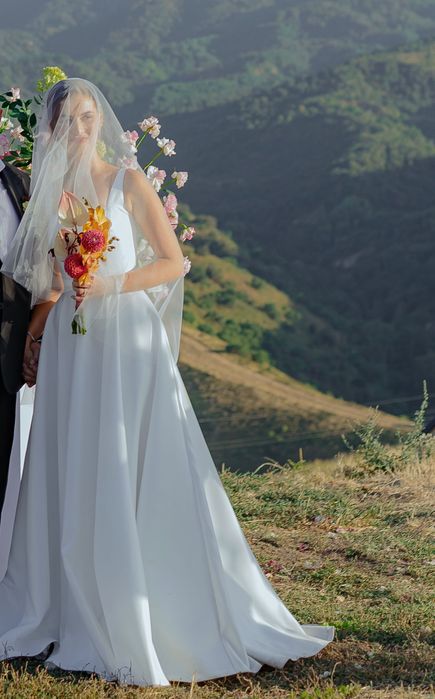 Свадебное платье в идеальном состоянии