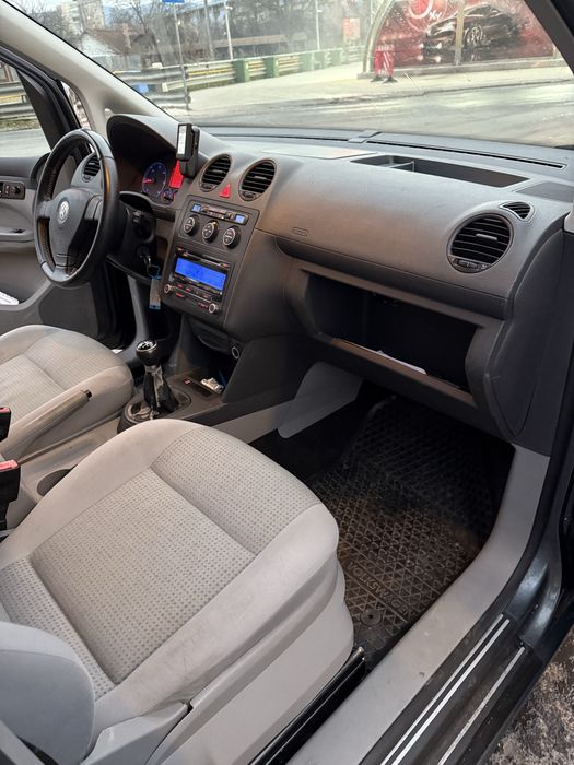 VOLKSWAGEN Caddy 2010 — imagine 2