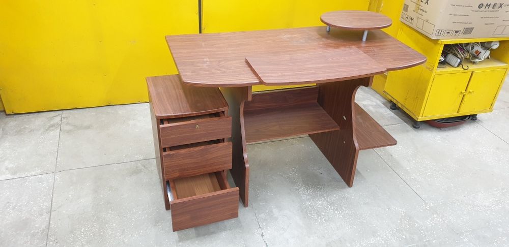 Стол компьютерный Польша