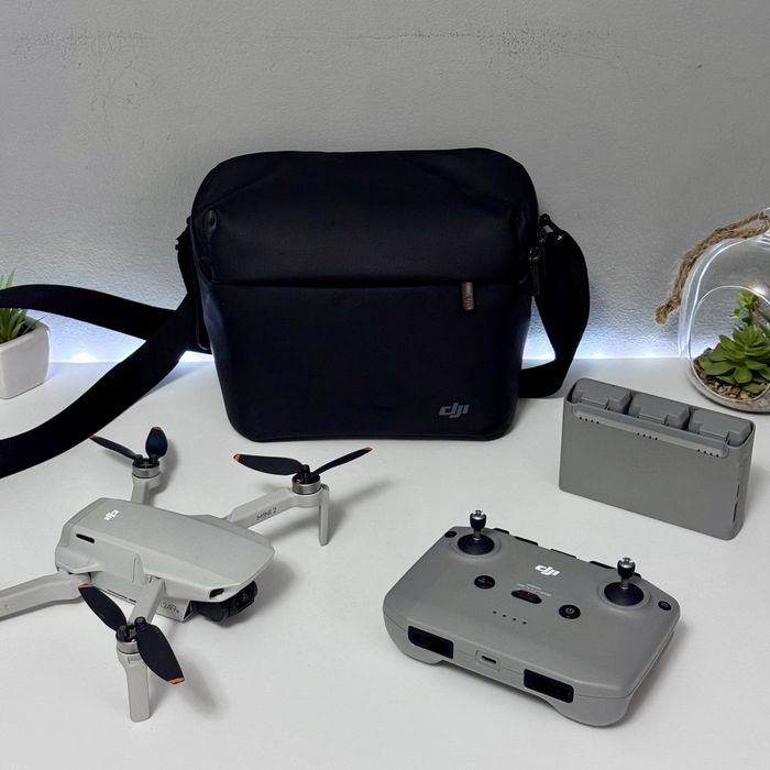 Drona DJI Mini 2 4K Fly More Combo | 3 baterii + Telecomanda RC-N1 |