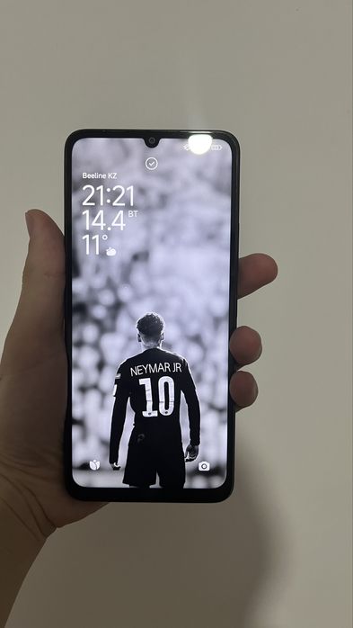 REDMI 13C телефон