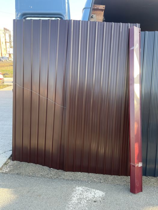 Tablă cutată colorată și zincată