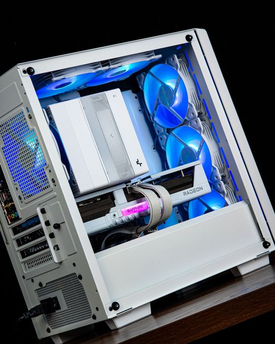 Игровой ПК i7-14700F / RX 9070 XT / 32GB DDR5 + монитор 27”