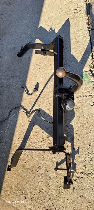 Теглич Оригинален за Рено Меган сценик / Renault Megane  Scenic