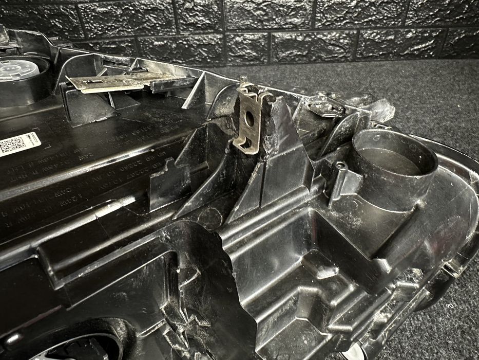 Far dreapta Bmw seria 1 F40 Full led adaptive