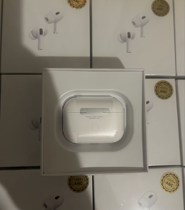 Casti AirPods Pro 2 - Noise Cancellation - Noi, Sigilate
