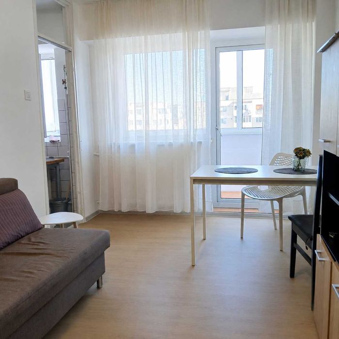 Vând apartament cu 1 camera cu balcon, ascensor zona 300, Bila