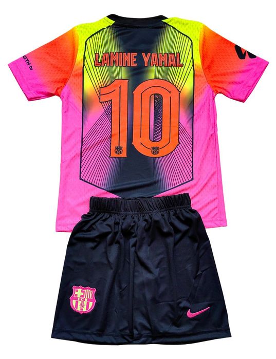 Детско - юношески футболен екип Барселона Ямал Yamal