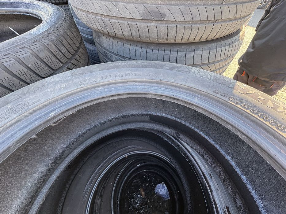 Продавам 4 броя зимни гуми Нексен Nexen 235/50/18