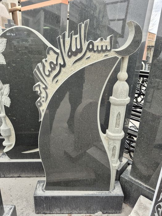 Памятники под ключ в Астане