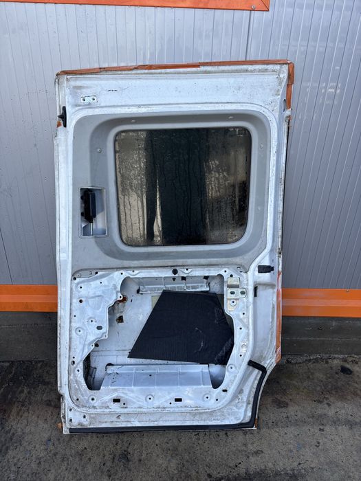 дясна плъзгаща врата за vw caddy 3/кади 3