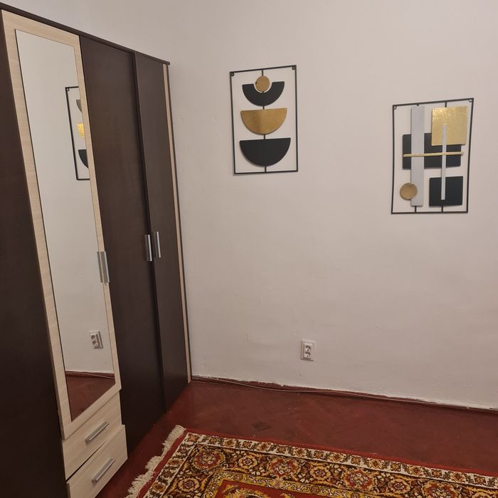 Închiriez apartament 2 camere G.Enescu (Albina)