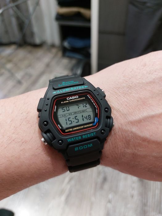 Часовник Casio DW 290