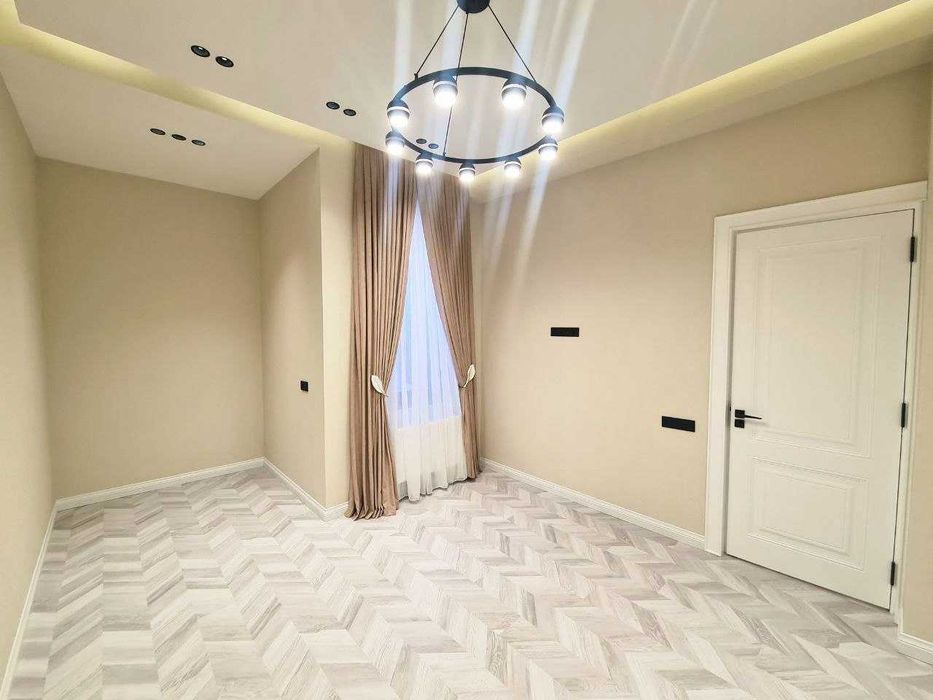 Таунхаус 3 уровня 200м2 евро ремонтом ор-р парк Янги Узбекистан, Учхоз