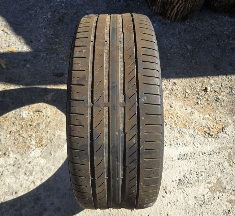 Pirelli vara 245/40/R20