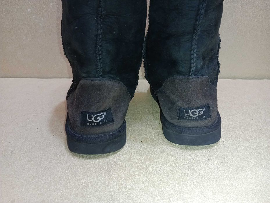 UGG кожени ботуши N 37,5 - 32 лв