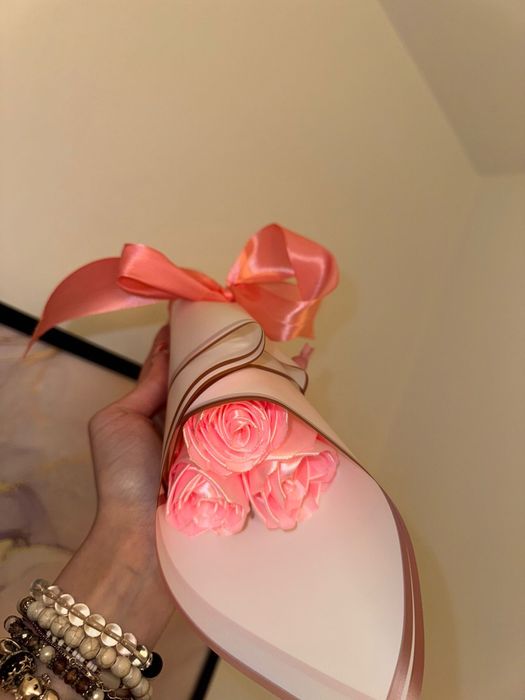 buchete flori din satin