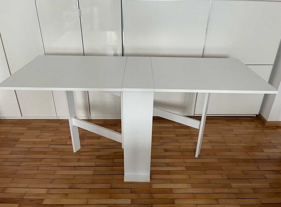 Masa model Norden Ikea plianta pliabila extensibila 8 persoane