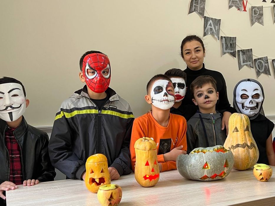 Репетитор английского языка и начальных классов