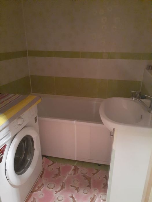 Сдаётся 1 ком .квартира.