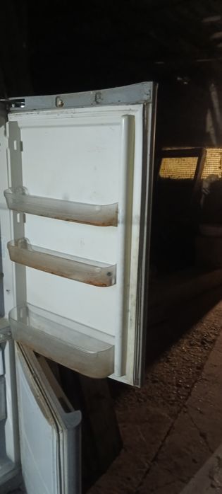 Продам холодильник