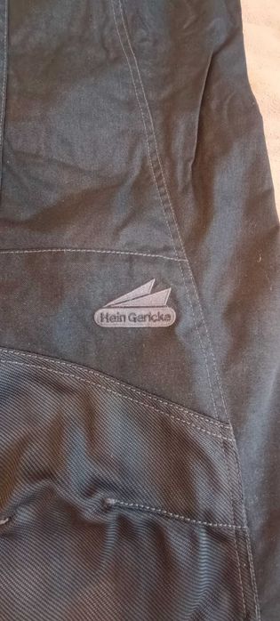 Продавам мото екипировка