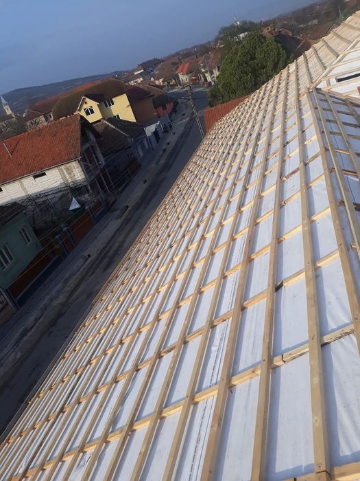 Executăm  Acoperișuri și Mansardari sistem complet