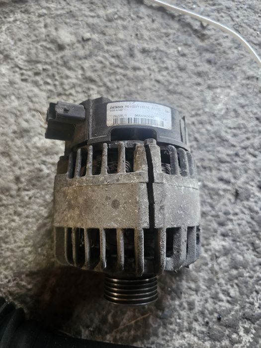 Alternator Peugeot 207 1.4 , 1.6 benzina cod : 9654343080