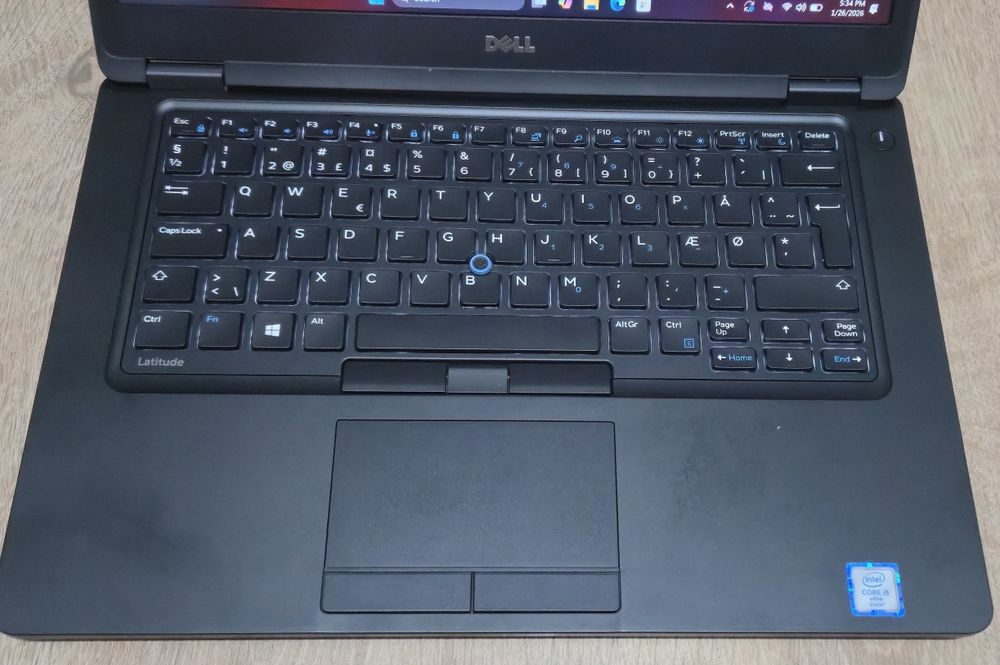 Laptop Dell Latitude 5490  i5 8520U 8GB DDR4 SSD 240GB Windows 11