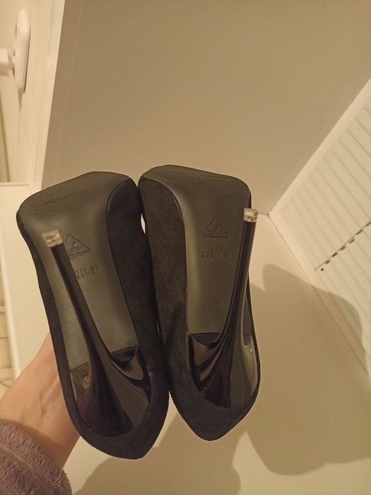 Туфли на шпильке