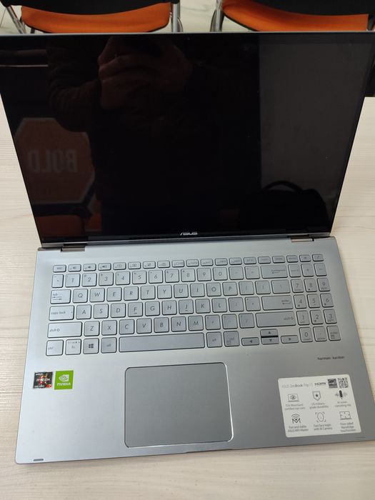 Asus ZenBook Flip 15