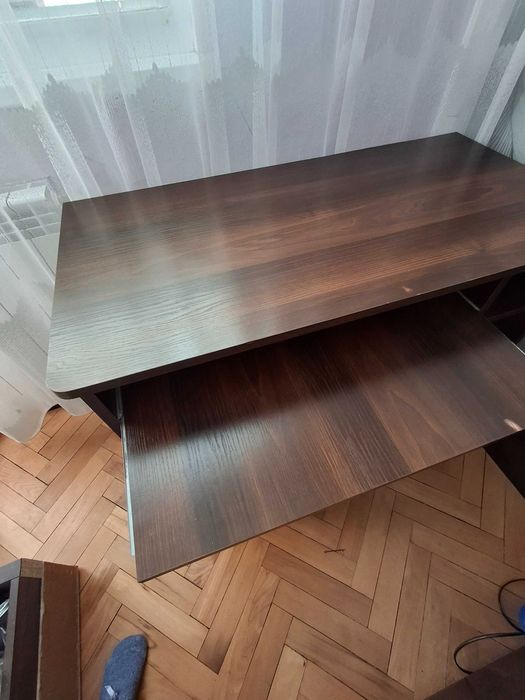Продавам компютърна маса/бюро с размери 50/100/75 см. -ш/д/в.
