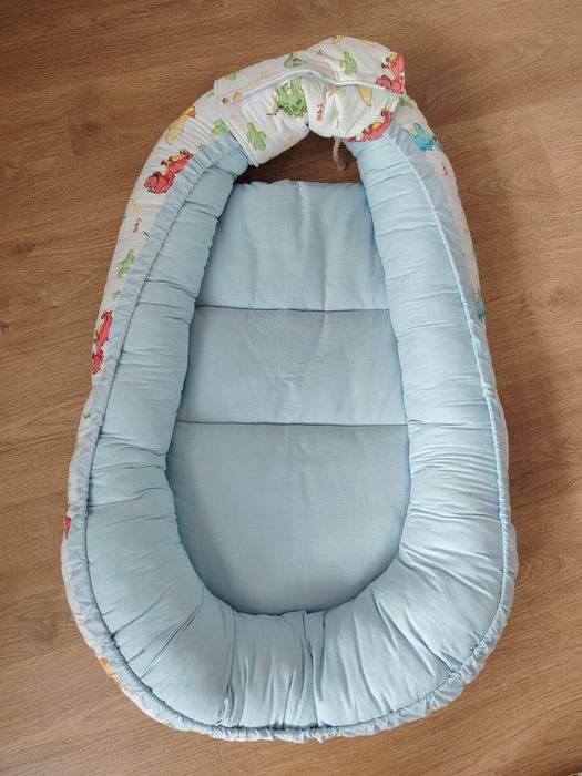 Babynest model dinozauri 0-12 luni