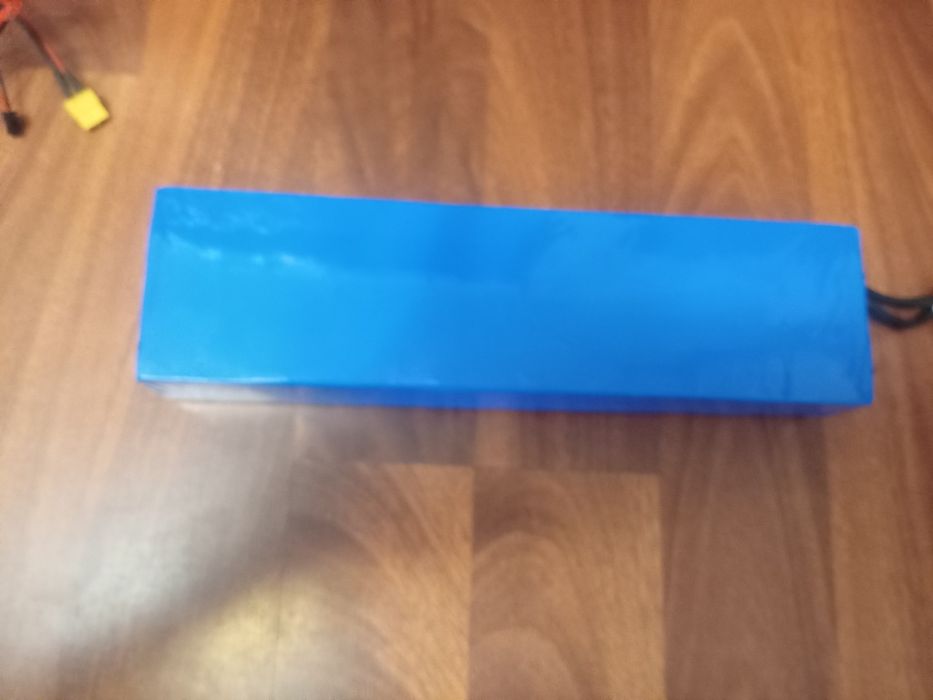 Vind baterii 48 V in stare foarte buna